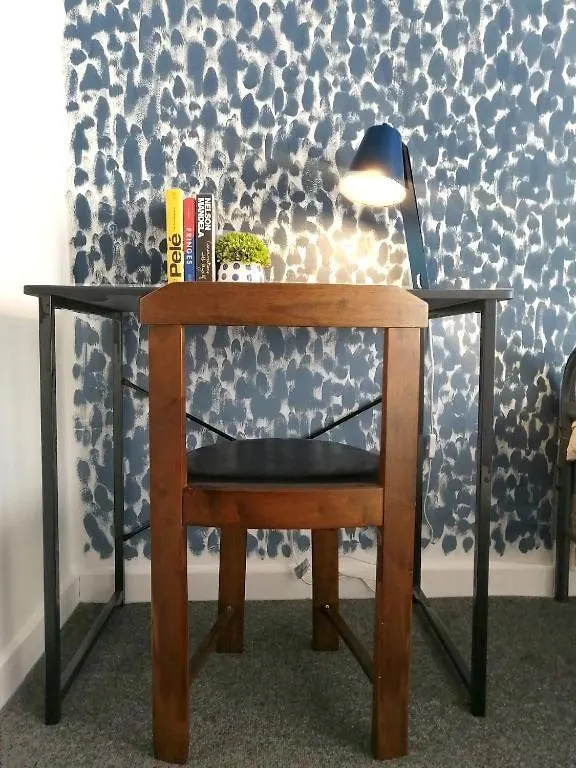 Granville 5Br Townhouse - By Suitely Cheltenham Apartment