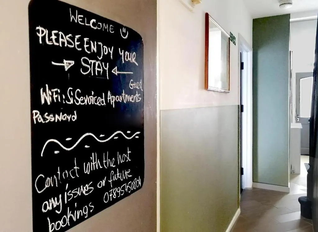 Apartment Granville 5Br Townhouse - By Suitely Cheltenham